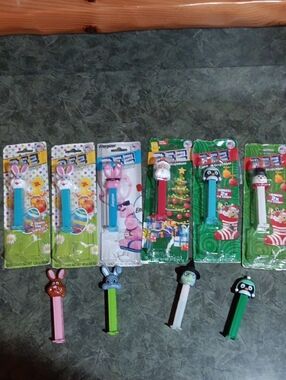 Assorted Kids Candy Dispensers - Pink, Blue, Green, White